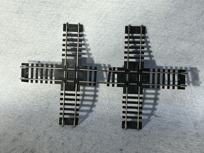 Nice Atlas Code 100 Single/Double Track Crossing HO
