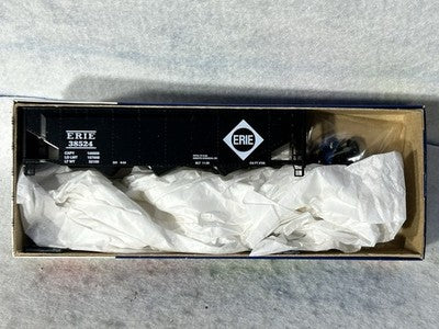 Nice Roundhouse Erie RR 90 Ton  Hopper Car HO Kits