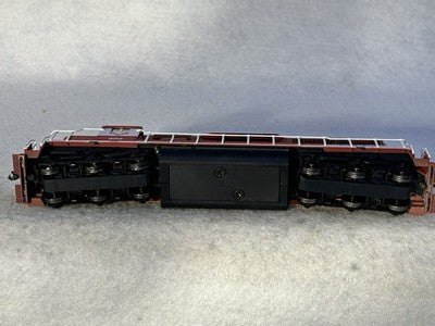Handsome KATO Gulf Mobile & Ohio SD-40 Diesel Engine With DCC HO