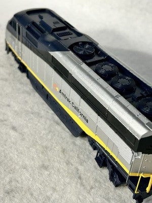 Nice Athearn RTR  Amtrak California F59PH—I Locomotive HO