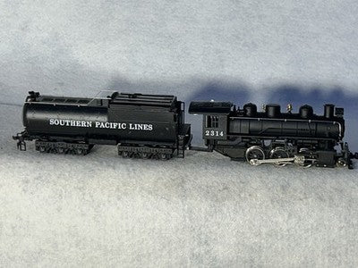 Beautiful Bachman Southern Pacific RR 4-6-0 Steam Loco, Smoke/Headlight