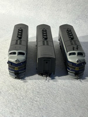 Regal Stewart/KATO B &O F-3 A/B/A Phase 2 Set, A’s Powered, B Unpowered HO
