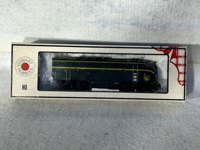 Nice Stewart Jersey Central RR F-3 A/B Set Both Powered HO