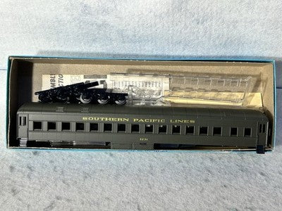 Nice Athearn Southern Pacific RR 6 Car Passenger Set HO
