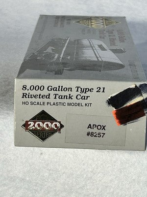 Nice Proto 8,000 Gallon Tank Car Kits HO Var. Roads(PRICE/CAR; SPECIFY CHOICE)