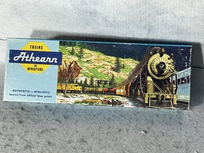 Nice Athearn Shell Plastics  4-Bay Covered Hopper Car HO