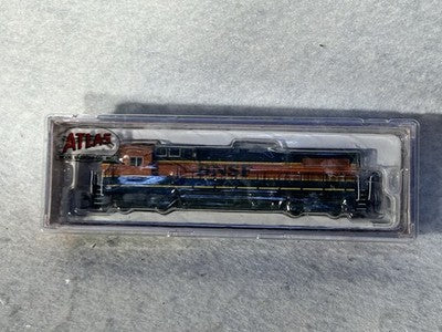 Gorgeous Atlas BNSF RR Dash-8-40B DCC Ready Locomotive N Gauge