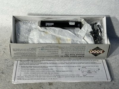 Nice Proto 8,000 Gallon Tank Car Kits HO Var. Roads(PRICE/CAR; SPECIFY CHOICE)