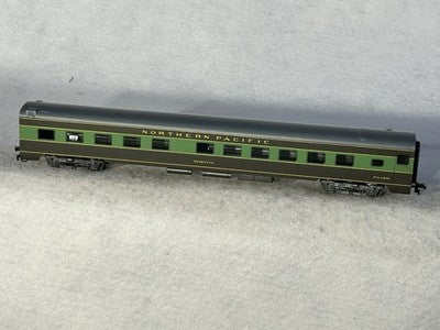 Beautiful Rivarossi Northern Pacific RR 5 Car Passenger Set HO
