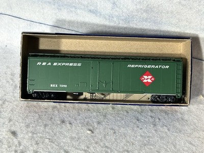 Nice Roundhouse Mixed Road 50’ Box Cars/Kits HO(PRICE IS PER CAR-PLEASE SPECIFY)