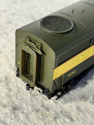 Nice Proto 2000 FA -2 A/B Seaboard Air Line  RR HO Locomotives  (Incorrect Box)