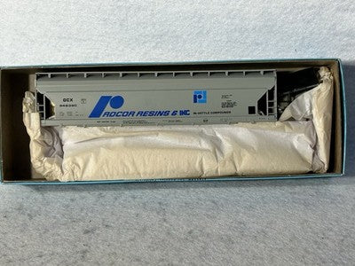 Nice Athearn Mixed Road 4-Bay Cylindrical Hopper Cars HO