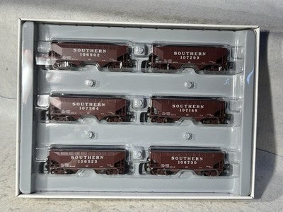Beautiful Athearn Southern RR 34’ 2-Bay Hopper Cars/Loads 6-Pak HO