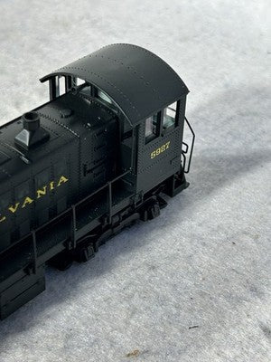 Stately  Atlas/KATO Pennsylvania RR  Alco S-2 Switcher Locomotive HO