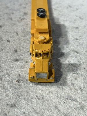 Cool Smart Toys 34 Wheeler Heavy Duty Low Boy Tractor Trailer HO (Ex Box)