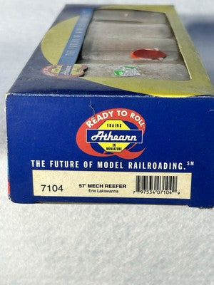 Nice Athearn RTR Box Cars HO(PRICE IS PER CAR-PLEASE SPECIFY WHICH ONE YOU WANT)