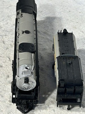 Sharp Bachman Union Pacific RR 4-8-4 Steam Locomotive HO (Ex-Box)