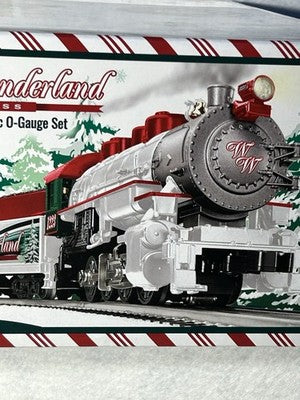 Beautiful WINTER WONDERLAND Christmas Train Set 0 Gauge  Blue Tooth