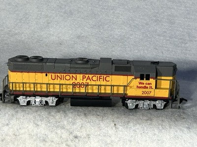 Cool Life Like Union Pacific RR High Nose GP-38/40 HO (Ex Box)