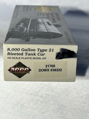 Nice Proto 8,000 Gallon Tank Car Kits HO Var. Roads(PRICE/CAR; SPECIFY CHOICE)