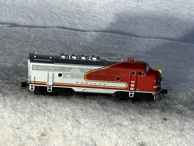 Sharp Intermountain Santa Fe RR F-3A War Bonnet DCC Ready N Gauge Loco