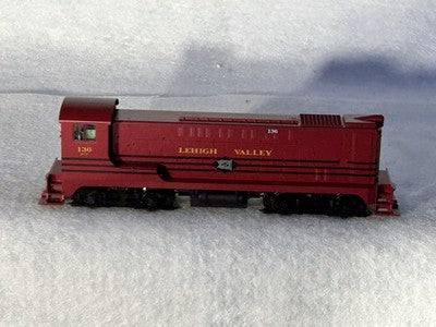 Unusual Stewart Lehigh Valley RR Baldwin VO-1000 Loco HO