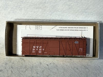 Select Accurail Various RR 40’ Box Car  Kits HO