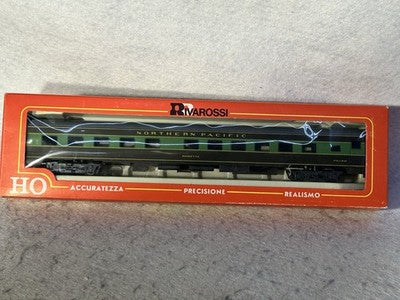 Nice Stewart /KATO/Rivarossi Northern Pacific RR  F-9A/B +5 Car Passenger Set HO