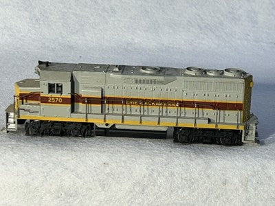 Nice Athearn Erie Lackawanna RR  GP-35 Diesel Engine HO