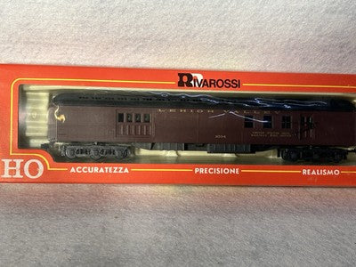 Nice Proto/Rivarossi  Lehigh Valley PA engine/ 7 Car Passenger Set, HO