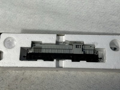 Nice Atlas/KATO Undecorated RS-1 Loco HO