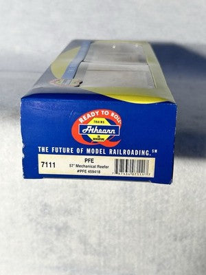 Beautiful Athearn RTR UP RR PFE 57’ Mechanical Reefer CarHO