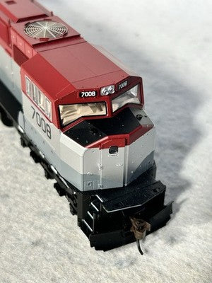 Nice Athearn Genesis EMD SD-70M Lease Unit Diesel Engine DCC Ready HO