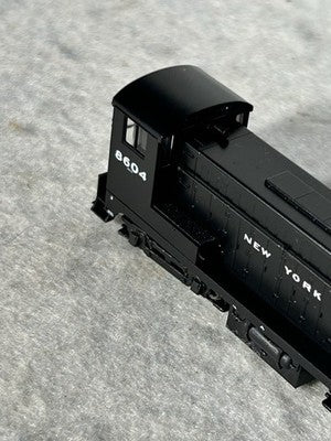 Stately Atlas New York Central RR VO-1000 Switcher  Locomotive N Gauge DCC Ready