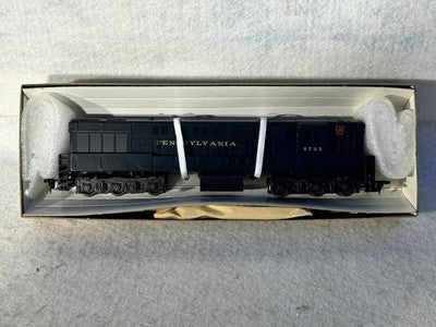 Nice Athearn FM Trainmaster Pennsylvania RR Engine HO