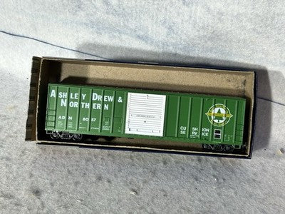 Nice Roundhouse Mixed Road 50’ Box Cars/Kits HO(PRICE IS PER CAR-PLEASE SPECIFY)