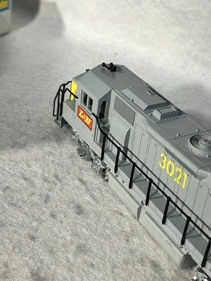 Nice ATLAS/KATO GP-40 Louisville & Nashville RR Locomotive HO