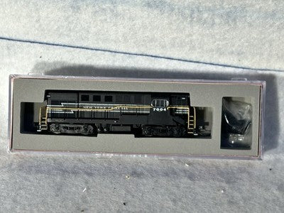 Classic ATLAS NEW YORK CENTRAL RR   FM H-16-44 Locomotive N Gauge DCC READY