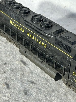 Nice Western Maryland RR SD-40 Diesel Engine HO (Ex Box, Light)