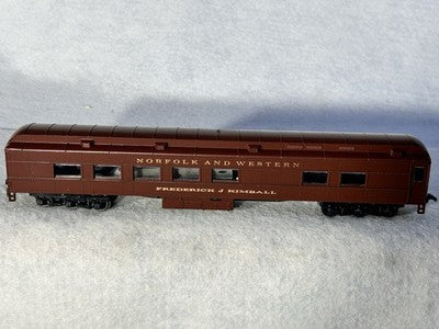 Beautiful Athearn Norfolk &Western RR University Series 8 Car Passenger Set HO