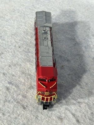 Cool Spectrum Transition Mode BNSF/Santa Fe Dash 8-40CW Locomotive N Gauge