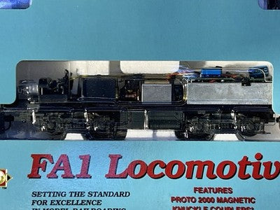 Nice  Proto 2000  FA-1 Great Northern RR Locomotive HO  DCC Ready