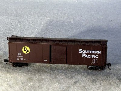 Nice Intermountain Southern Pacific 50’ Box Car N Gauge