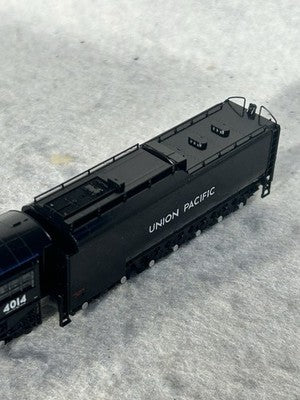 Beautiful KATO Union Pacific Big Boy Steam Locomotive, 4-8-8-4 # 4014 N Gauge