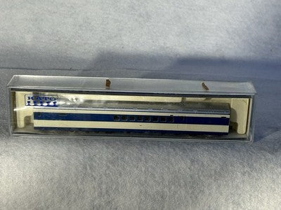 Nice KATO Japanese Bullet Train 2- Engine/2-Car Passenger Set N GAUGE