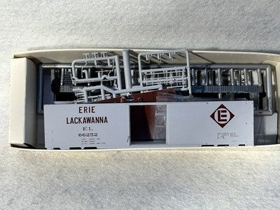 Nice Branchline Blueprint Series Mixed Roads 50’ Box Car Kits