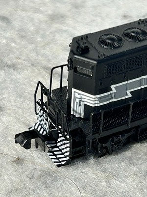 Handsome Atlas New York Central RR Lightning Scheme GP-7 # 5810 Loco N Gauge