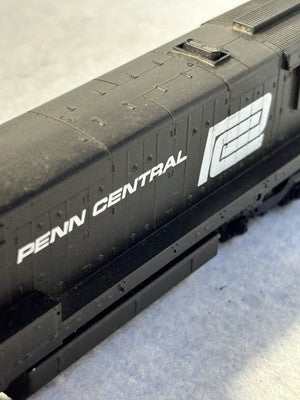 Rare  Athearn U-28C Penn Central Railroad Diesel HO