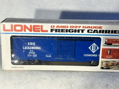 Beautiful Lionel Service Station Train Set Minneapolis & St. Paul RR O Gauge