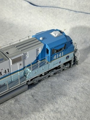 Cool Athearn Genesis George HW Bush SD-70ACE DCC/Sound HO